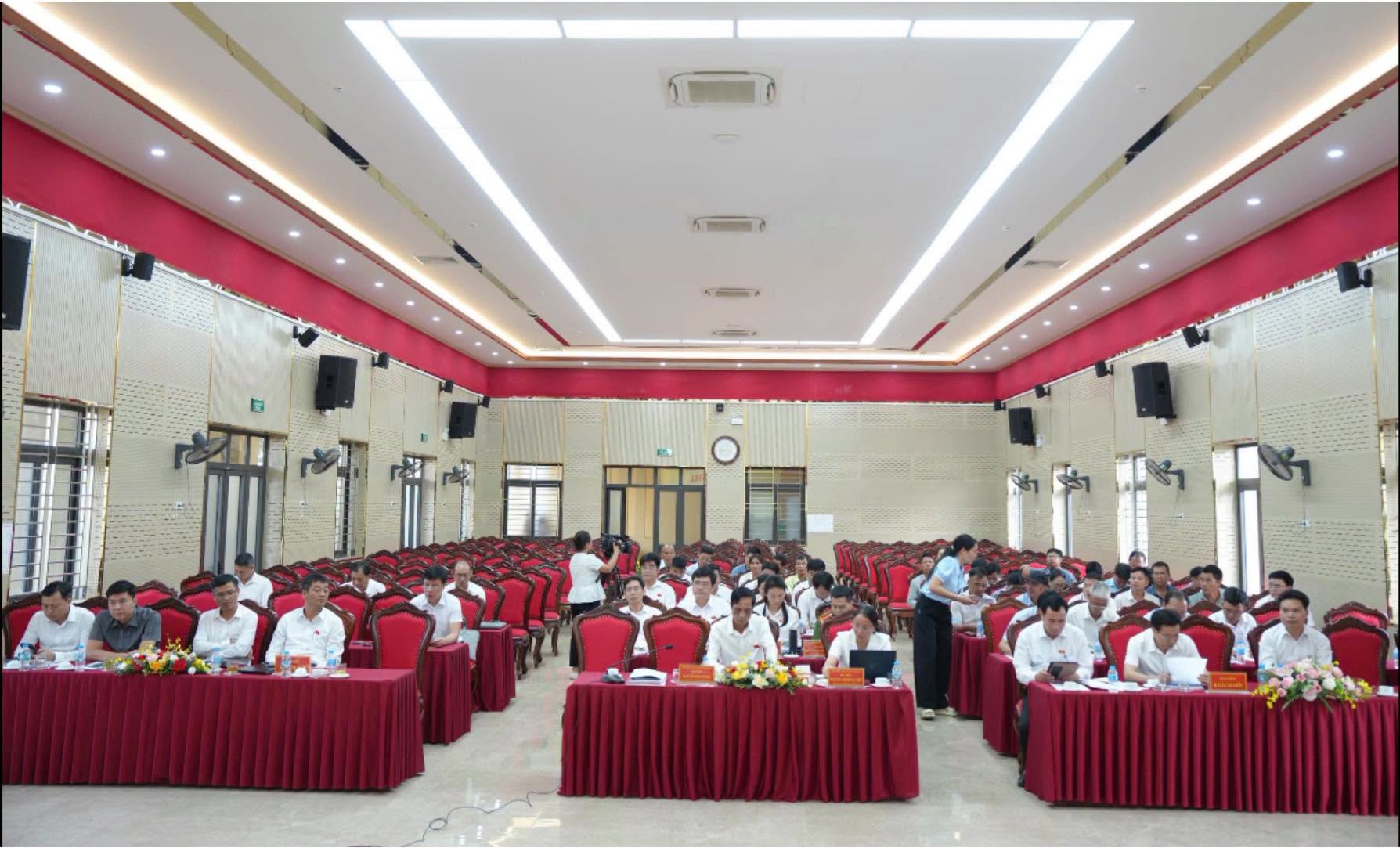 Xã Hạ Bằng quán triệt đề án kiện toàn chi bộ thôn, chuẩn bị đồng bộ tổ chức cơ sở đảng nhiệm kỳ mới