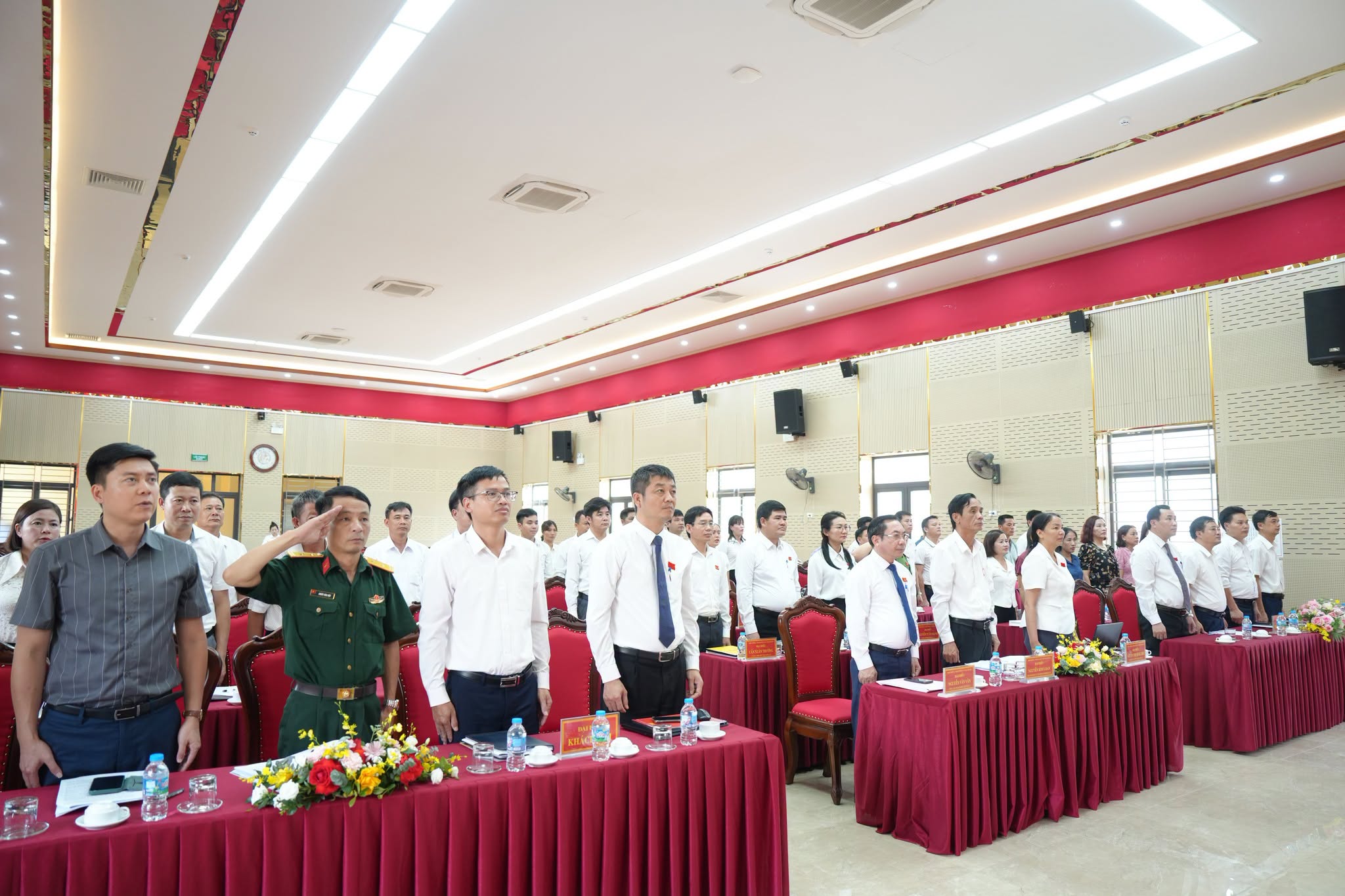 HĐND xã Hạ Bằng khai mạc kỳ họp giữa năm, xem xét nhiều quyết sách quan trọng phục vụ phát triển địa phương