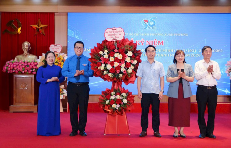 Phường Xuân Phương khơi dậy khát vọng cống hiến của tuổi trẻ nhân kỷ niệm 95 năm thành lập Đoàn TNCS Hồ Chí Minh