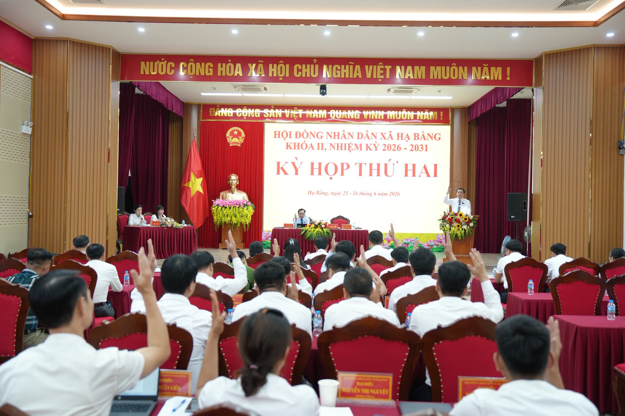 HĐND xã Hạ Bằng quyết nghị nhiều nội dung quan trọng, tạo nền tảng hoàn thành mục tiêu phát triển năm 2026