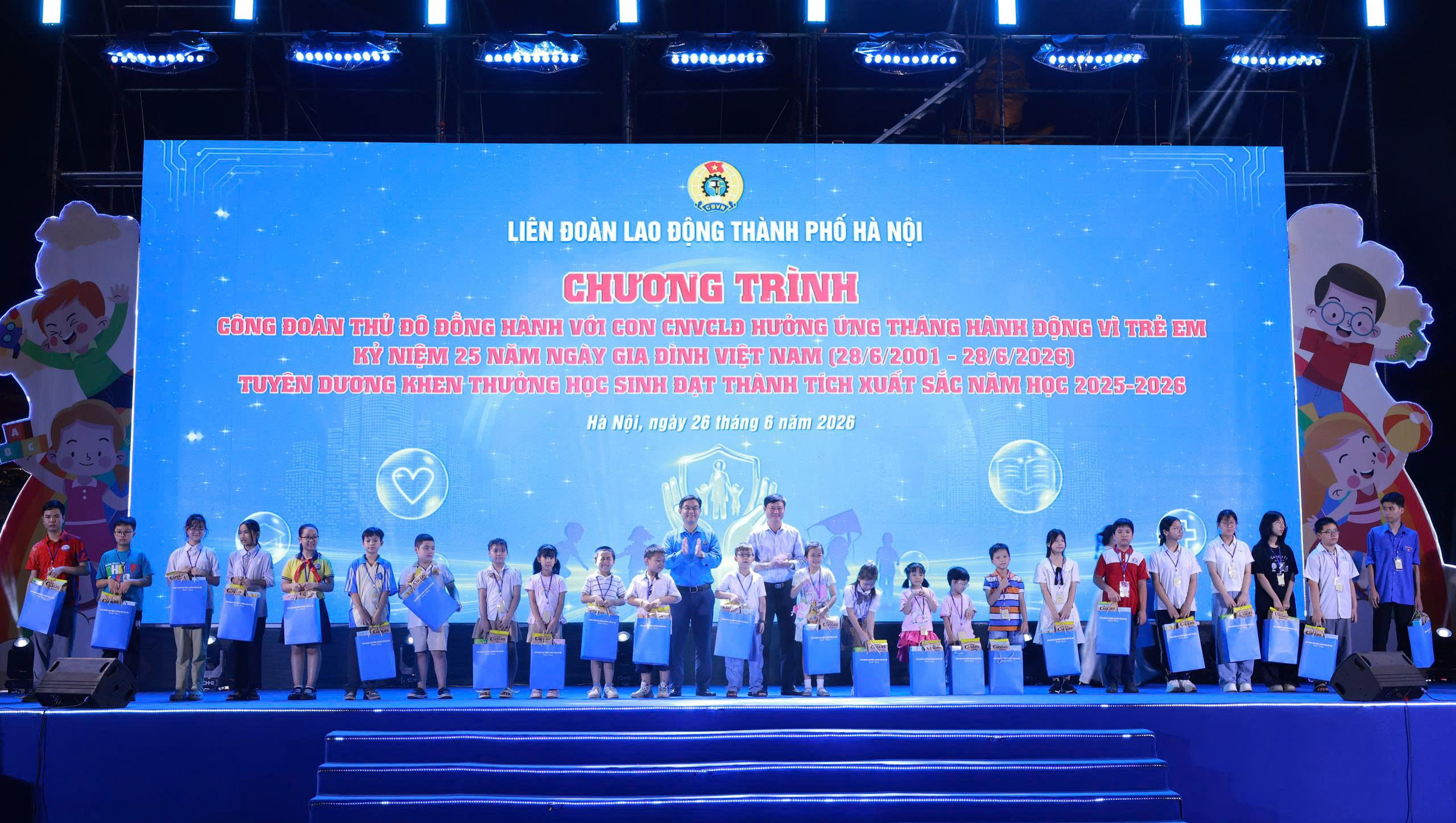 Công đoàn Thủ đô đồng hành cùng con công nhân viên chức lao động