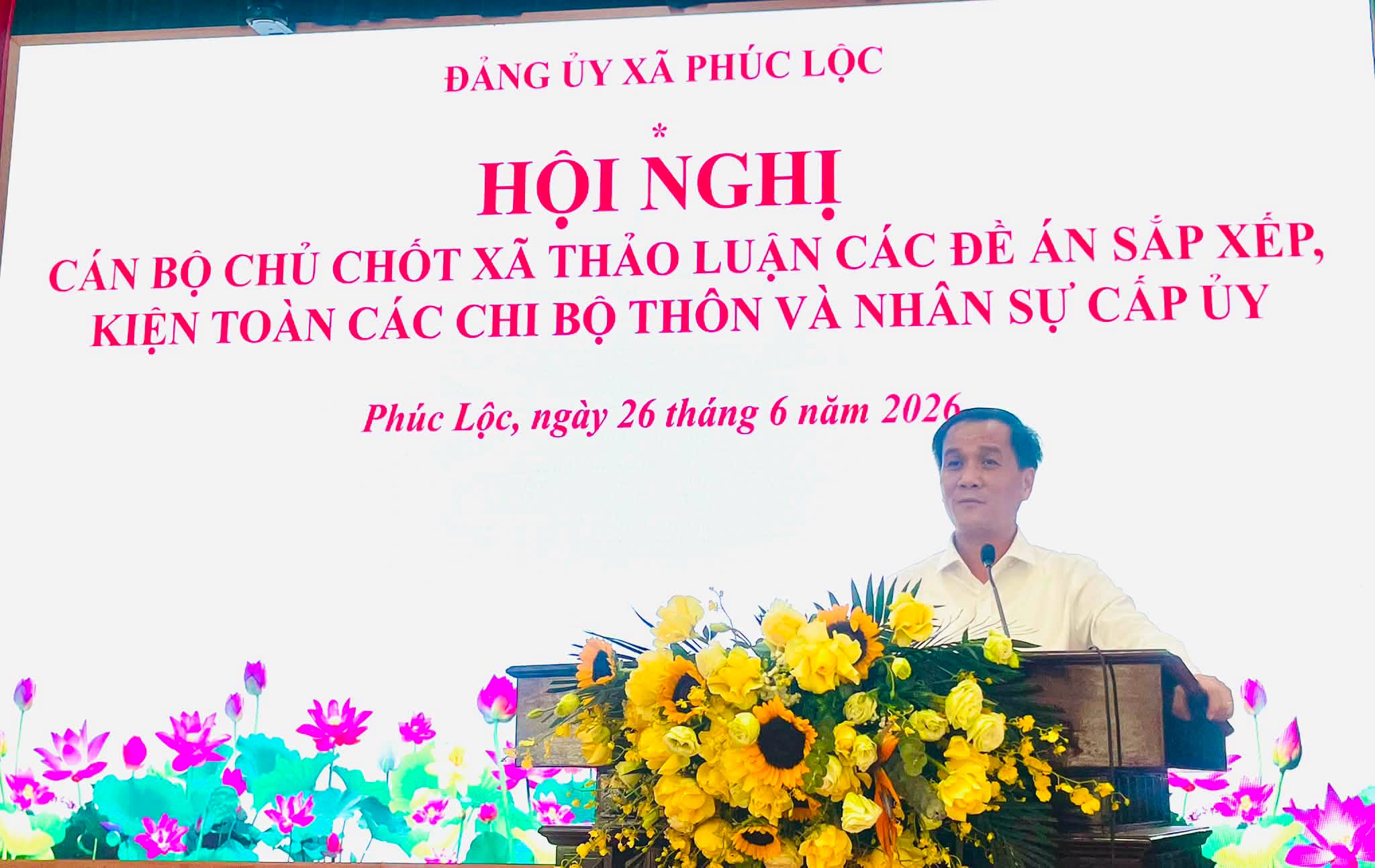 Xã Phúc Lộc tập trung sắp xếp, kiện toàn chi bộ, cấp ủy chi bộ thôn 