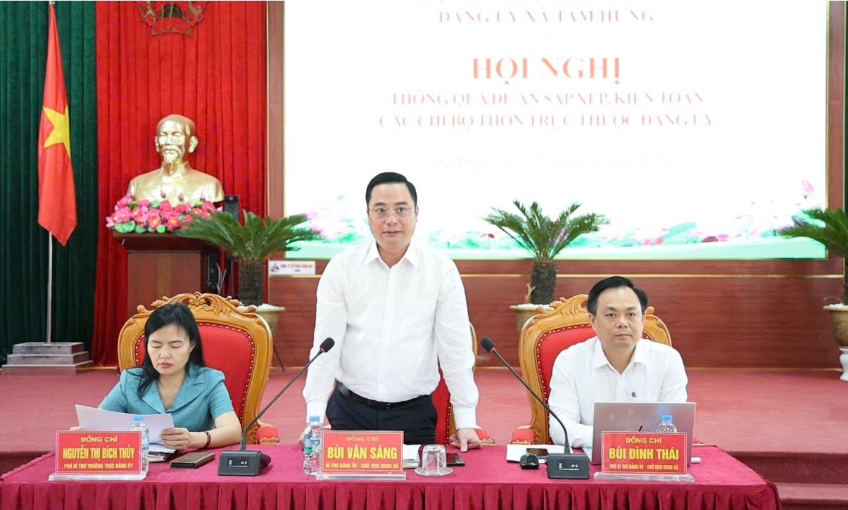 Xã Tam Hưng kiện toàn chi bộ thôn sau sắp xếp, nâng cao năng lực lãnh đạo ở cơ sở