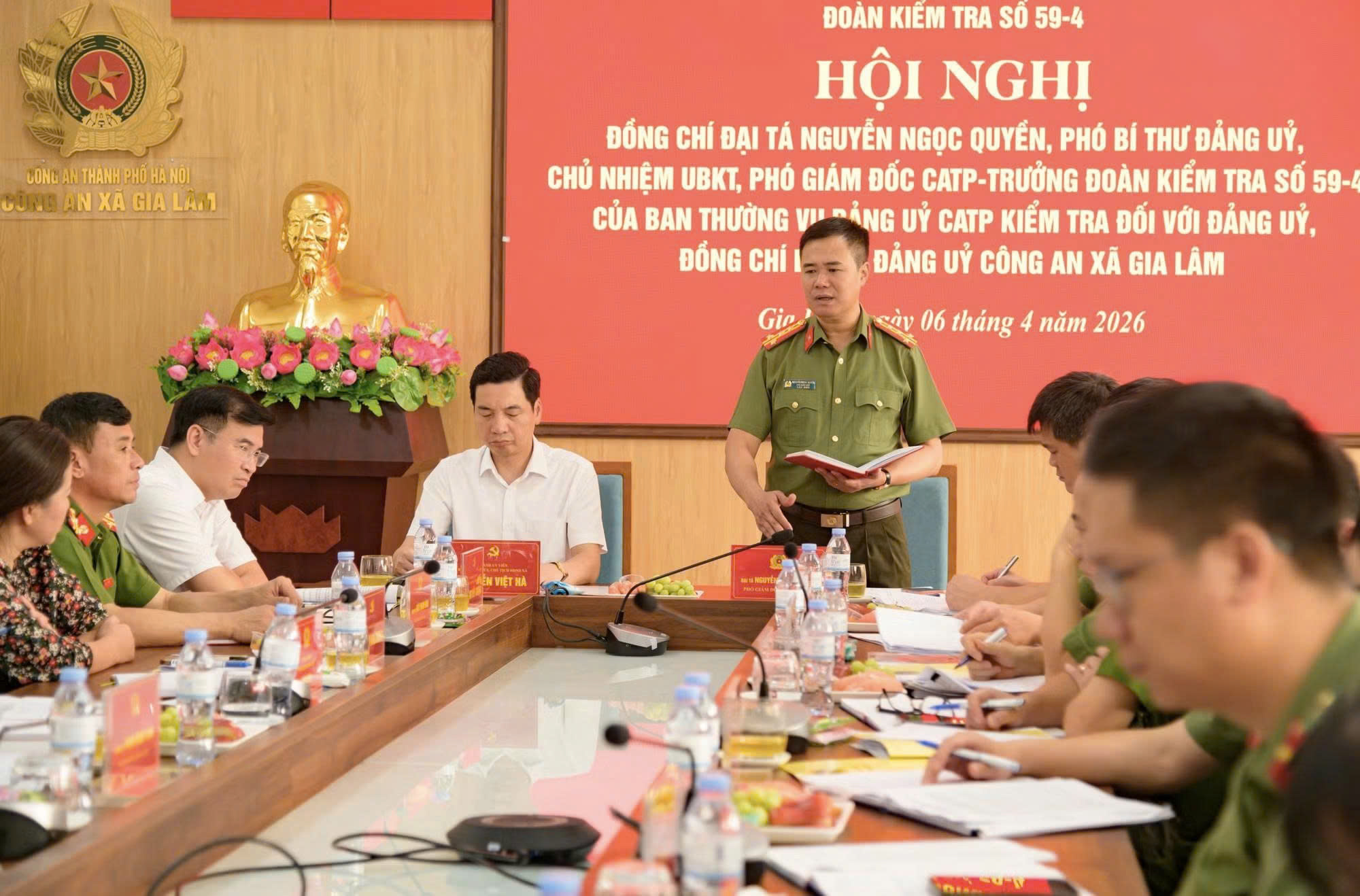 Đảng ủy Công an thành phố Hà Nội kiểm tra công tác xây dựng Đảng tại Công an xã Gia Lâm và Công an phường Long Biên