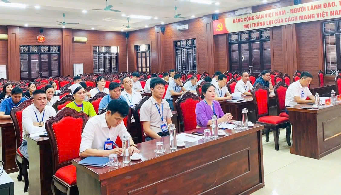 Xã Yên Xuân tổ chức chào cờ đầu tháng, triển khai nhiệm vụ trọng tâm tháng 6-2026