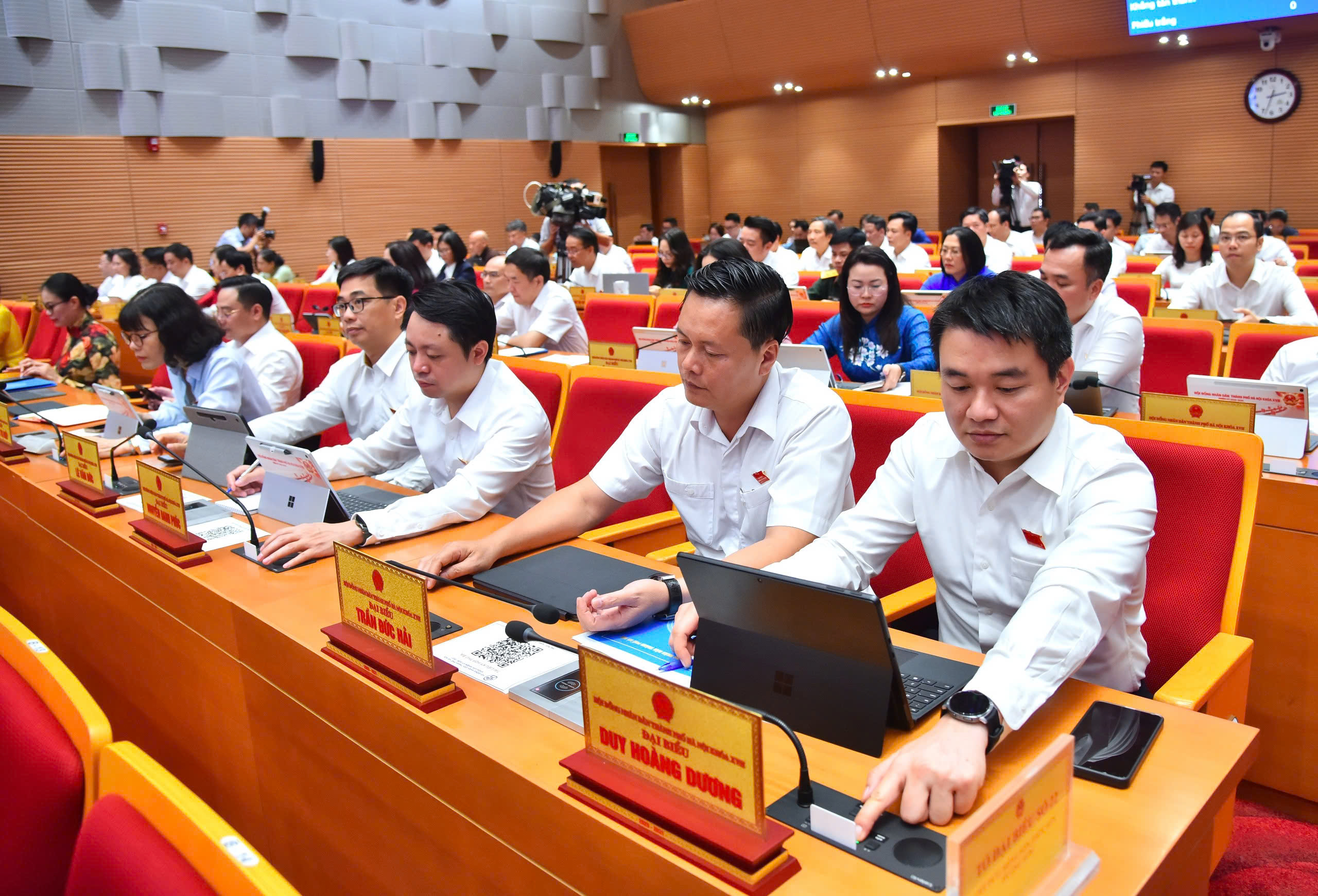 Hà Nội thông qua loạt cơ chế đột phá về quy hoạch, đầu tư và chính sách đất đai cho đồng bào dân tộc thiểu số