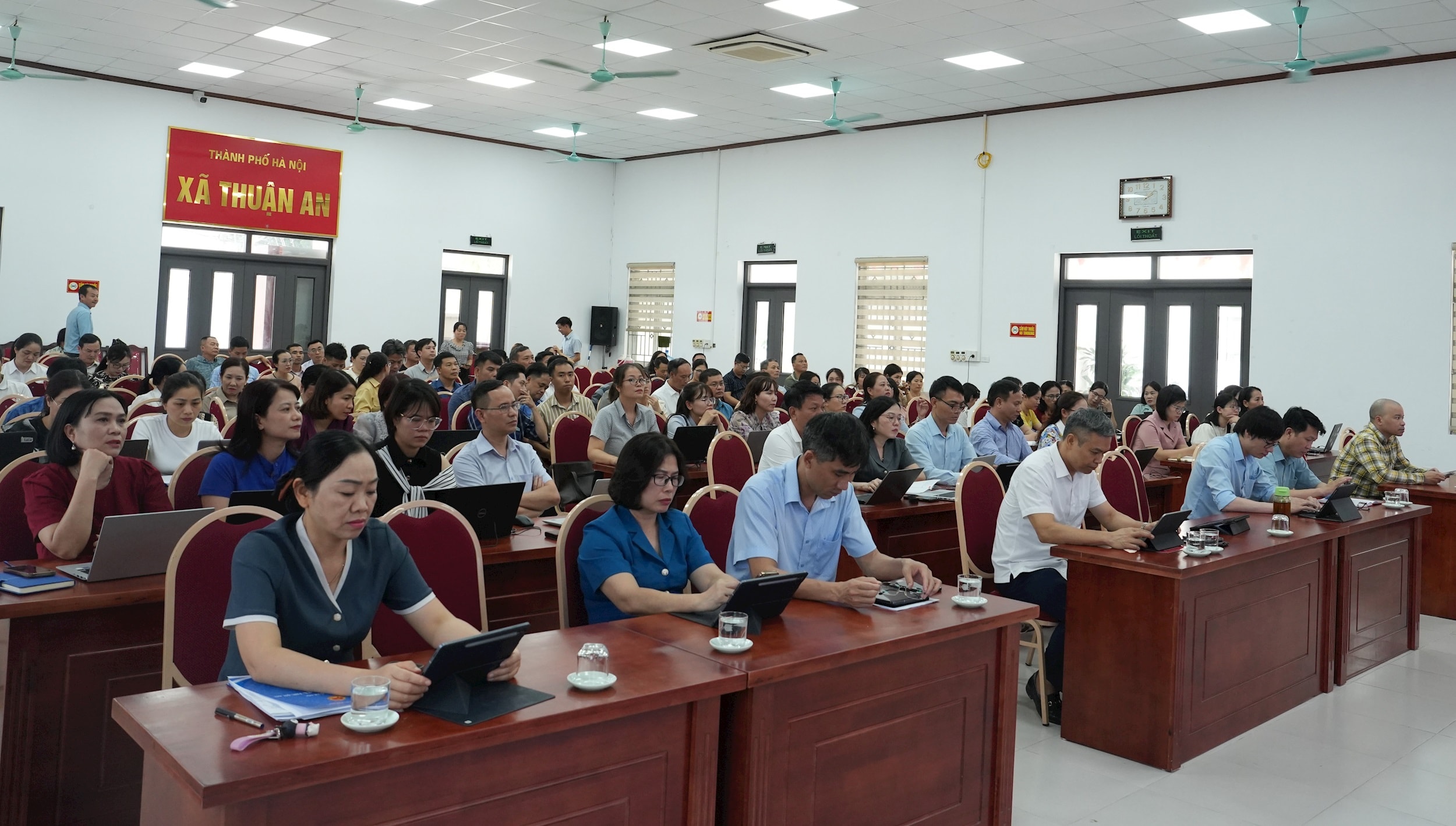Xã Thuận An đẩy mạnh ứng dụng HanoiWork, nâng cao chất lượng đánh giá cán bộ theo OKR/KPI