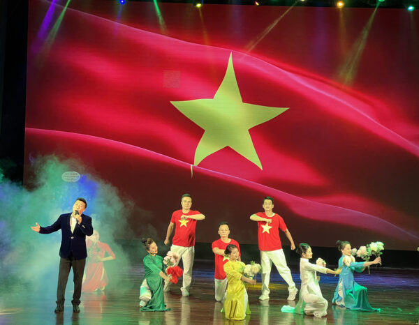 Hà Nội tổ chức chuỗi chương trình nghệ thuật đặc sắc phục vụ nhân dân dịp kỷ niệm các ngày lễ lớn