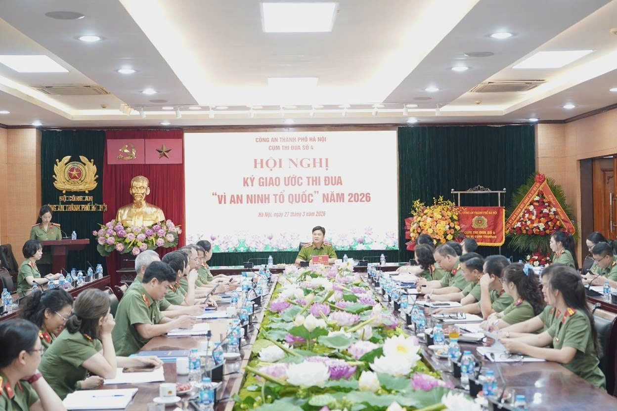 Cụm thi đua số 4 Công an thành phố Hà Nội ký kết giao ước thi đua, quyết tâm nâng cao chất lượng công tác năm 2026