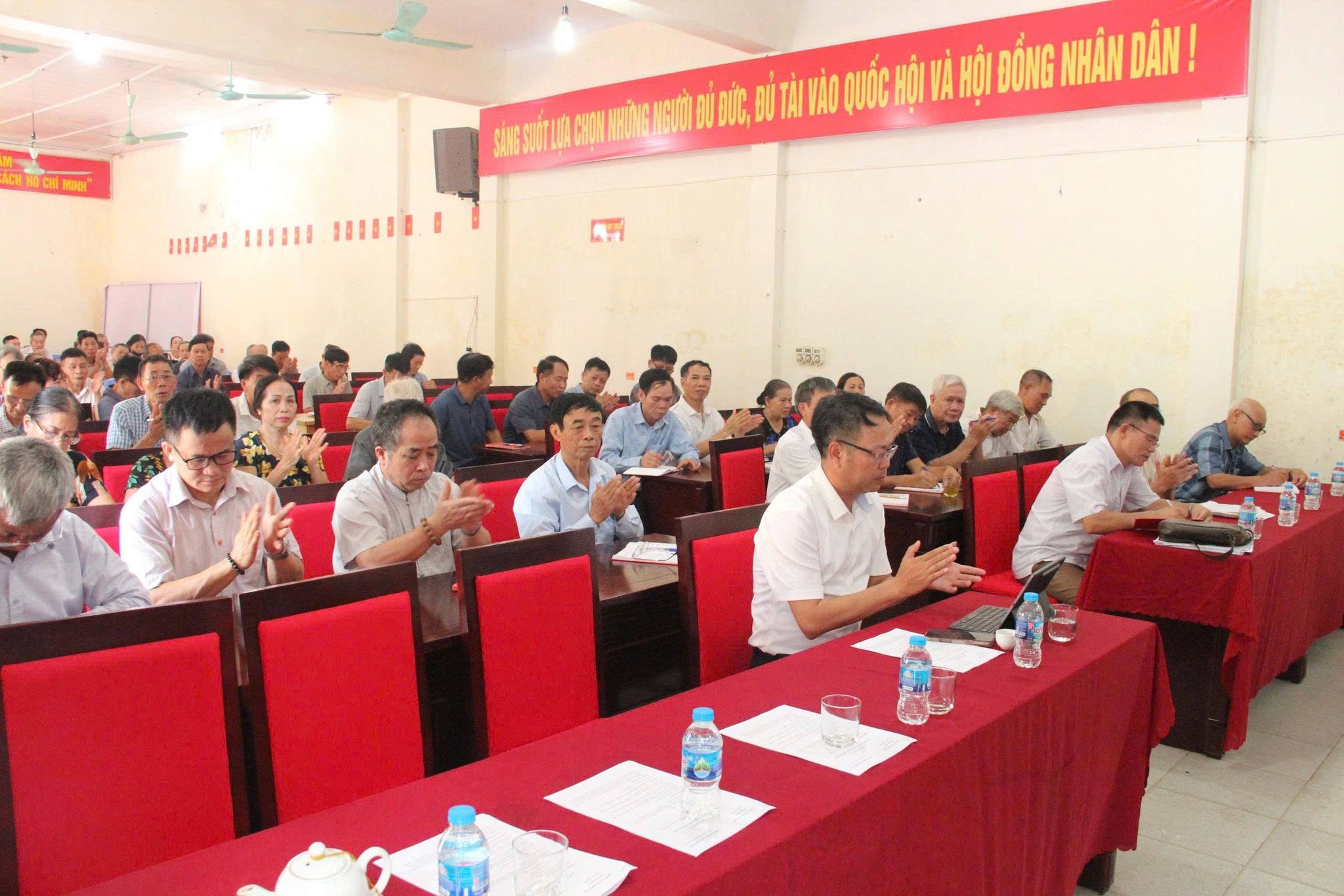 Chi bộ thôn 6, xã Hòa Lạc phát huy vai trò hạt nhân lãnh đạo, quyết tâm hoàn thành nhiệm vụ tháng 6-2026
