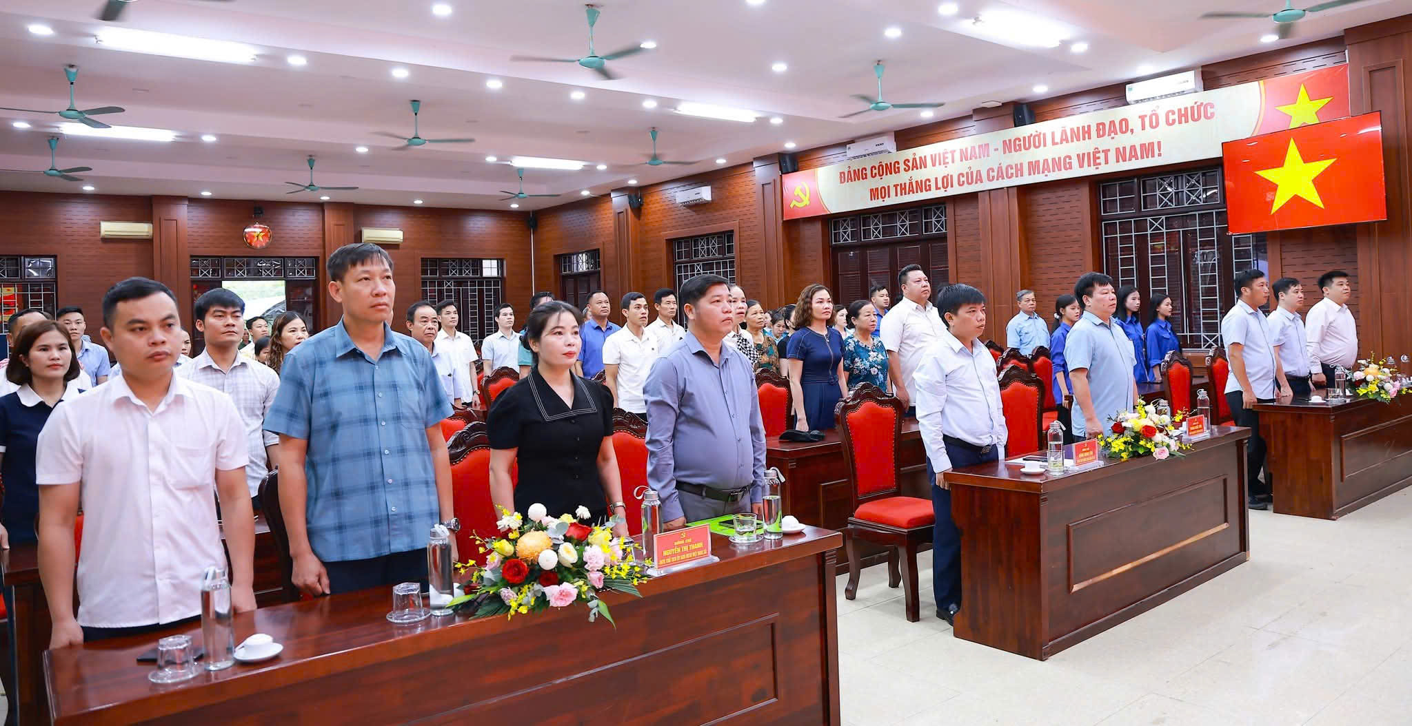 Xã Yên Xuân tuyên dương học sinh xuất sắc, lan tỏa mạnh mẽ phong trào hiếu học