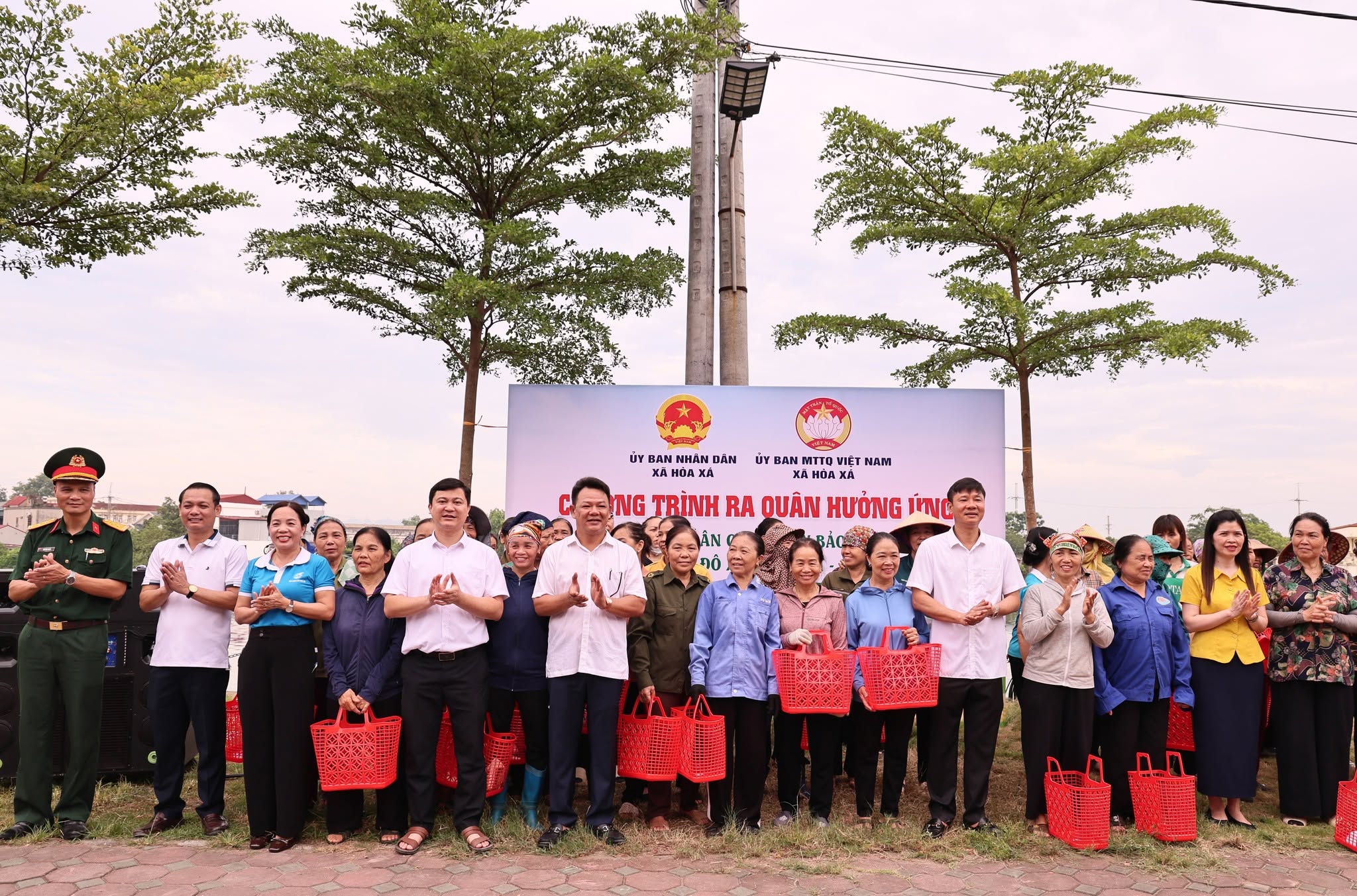 Xã Hòa Xá lan tỏa phong trào bảo vệ môi trường, chung sức xây dựng diện mạo nông thôn sáng - xanh - sạch - đẹp