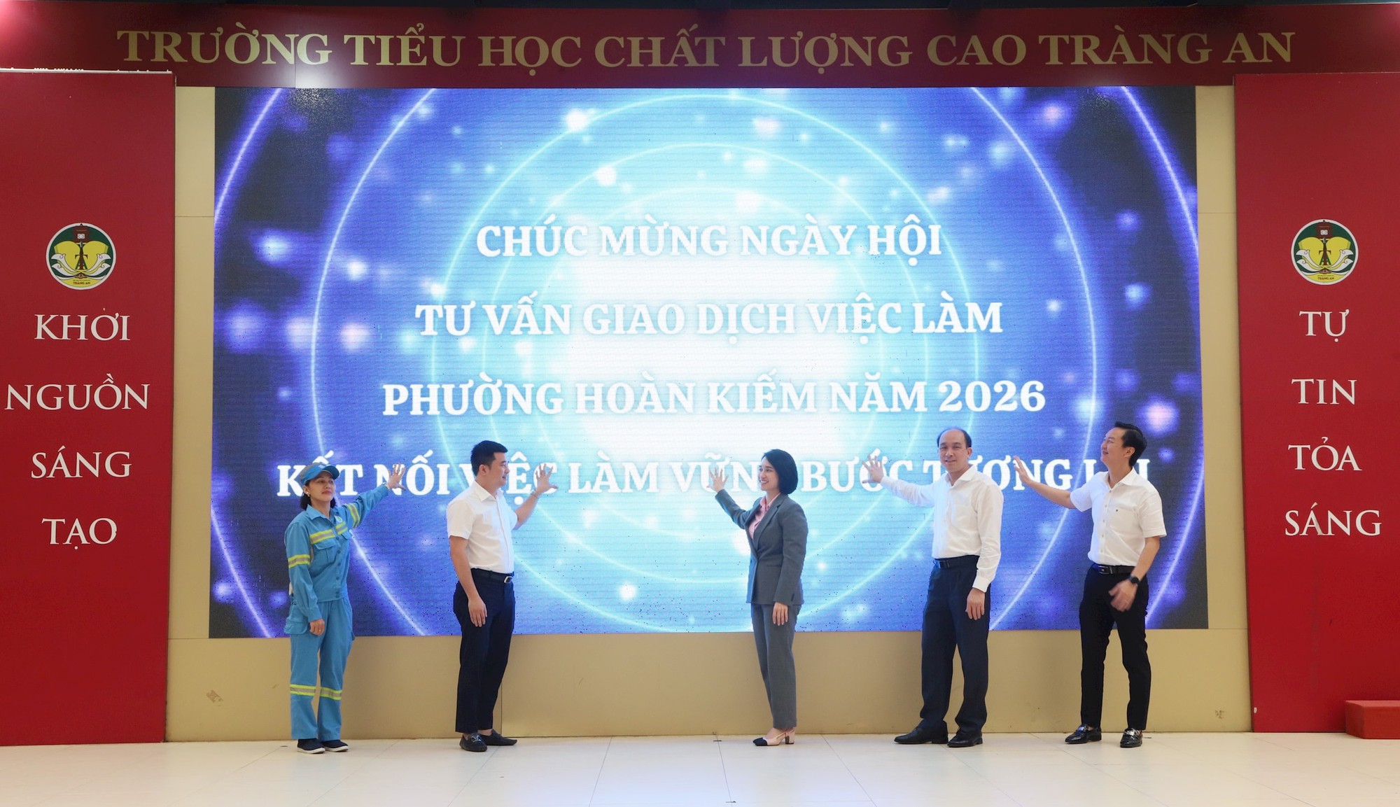 Phường Hoàn Kiếm phát động Tháng hành động về an toàn, vệ sinh lao động và Ngày hội việc làm số năm 2026