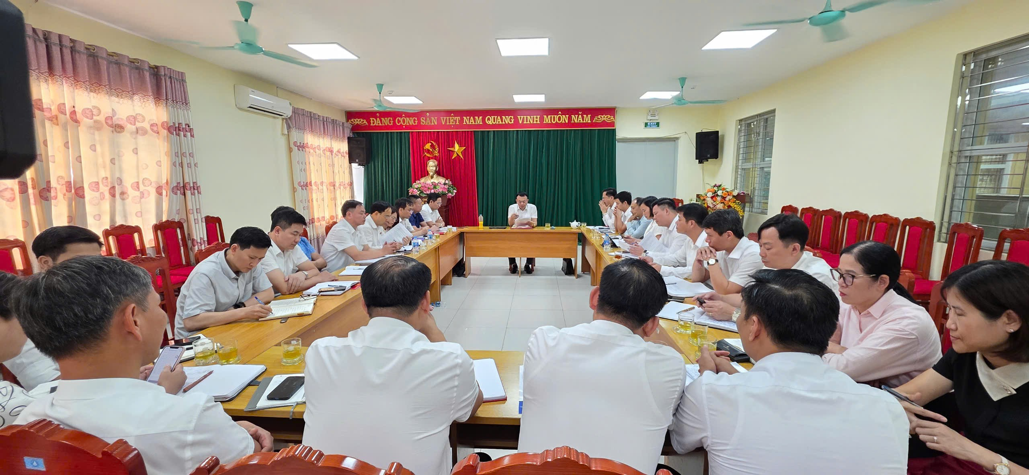 Xã Hát Môn cho ý kiến hoàn thiện Đề án sáp nhập thôn