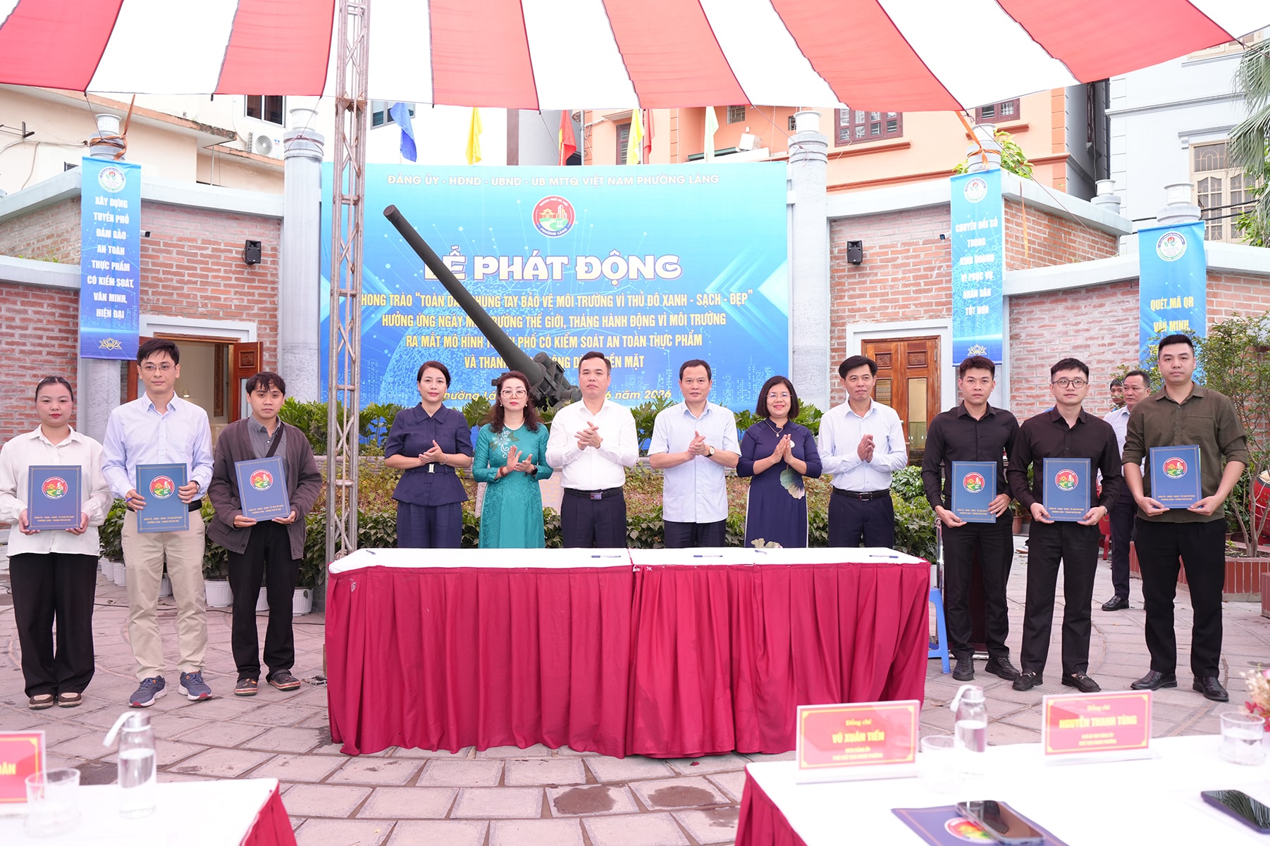 Phường Láng ra mắt tuyến phố kiểu mẫu gắn an toàn thực phẩm, chuyển đổi số và bảo vệ môi trường