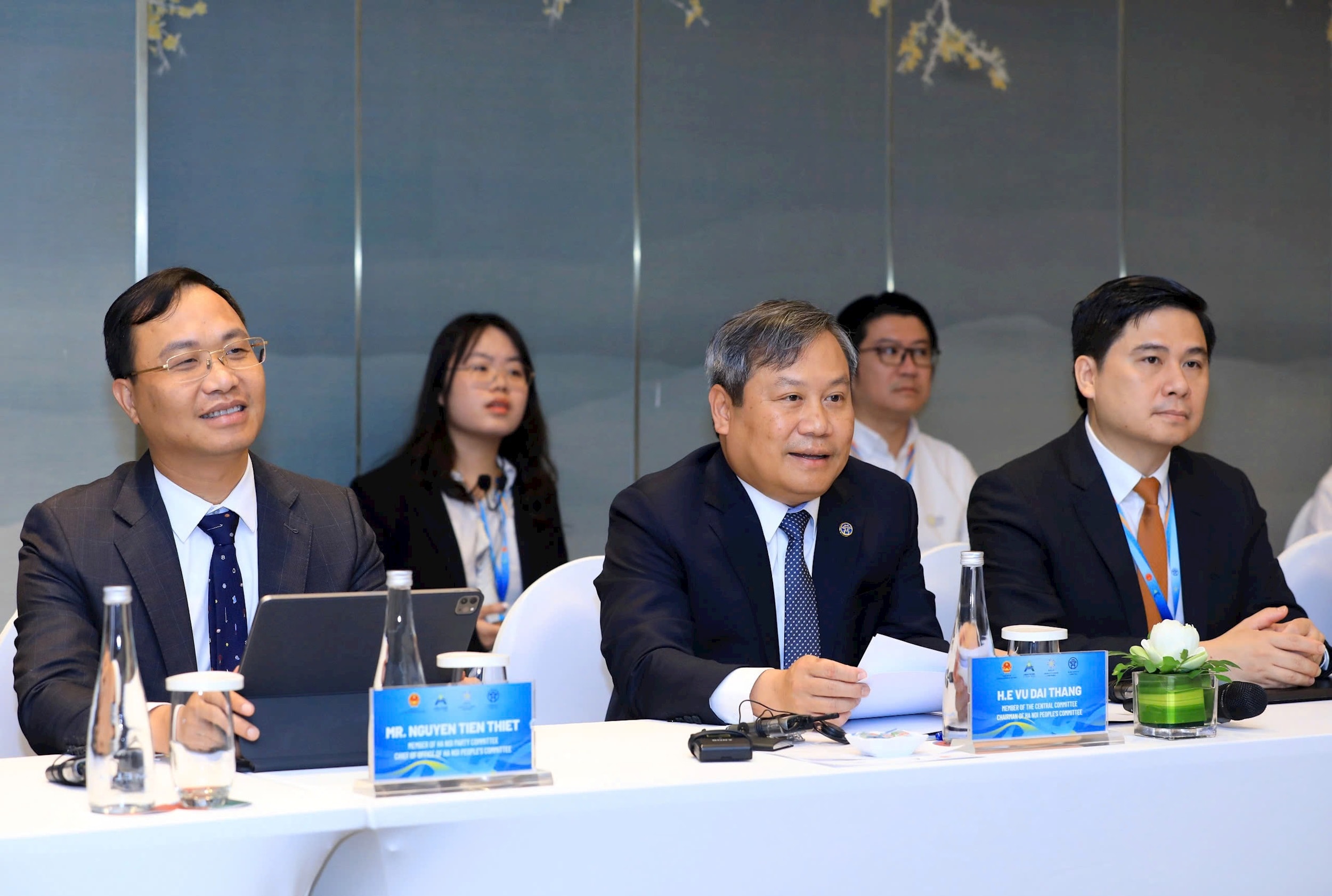 Hà Nội trao đổi các định hướng hợp tác với một số địa phương của Timor Leste và Lào