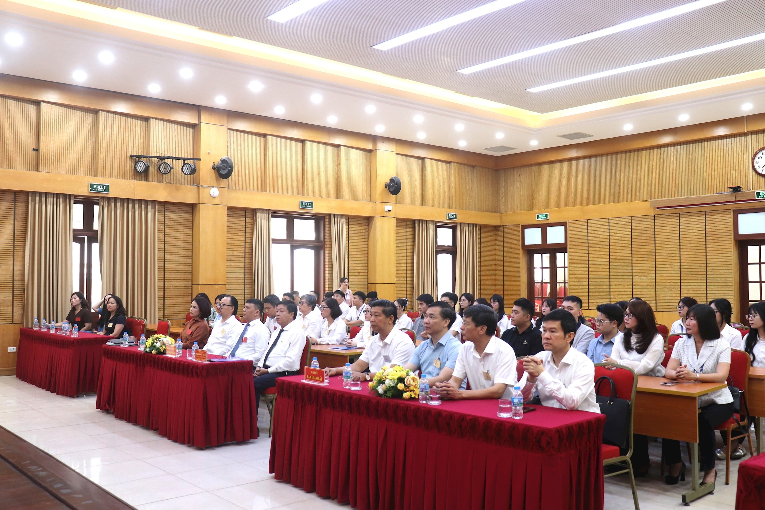 Xây dựng đội ngũ công chức Thủ đô ngày càng chất lượng, chuyên nghiệp và hiện đại