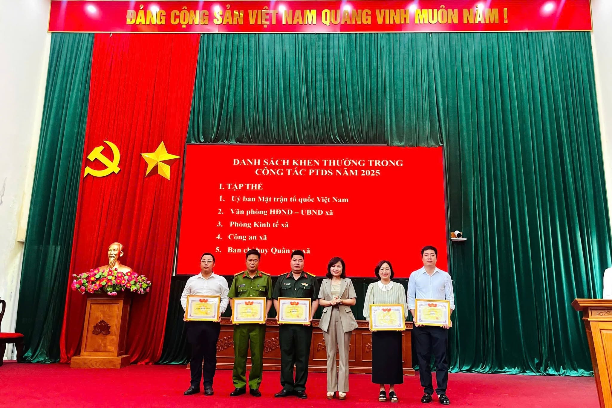 Xã Hòa Lạc tăng cường năng lực phòng thủ dân sự, chủ động ứng phó thiên tai và tình huống khẩn cấp năm 2026