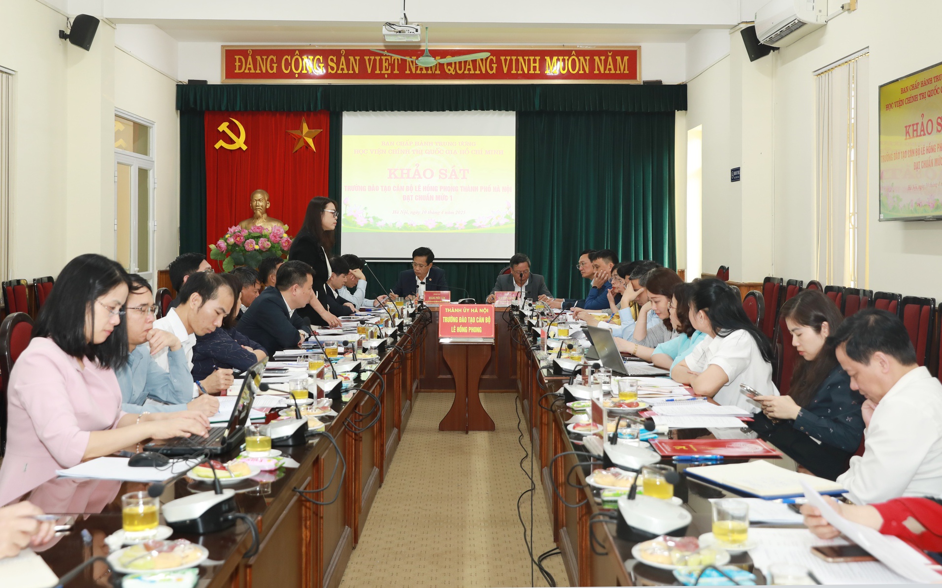 Thành ủy Hà Nội đặt mục tiêu đưa Trường Đào tạo cán bộ Lê Hồng Phong đạt chuẩn mức 2 vào năm 2027