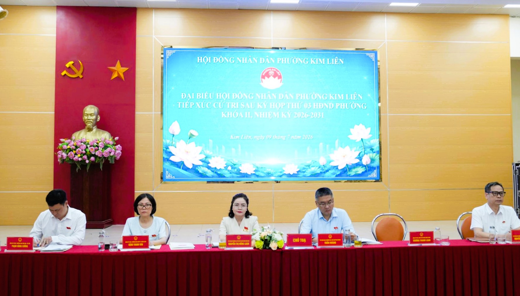 Phường Kim Liên tăng cường đối thoại với cử tri, tập trung giải quyết các vấn đề dân sinh sau kỳ họp HĐND