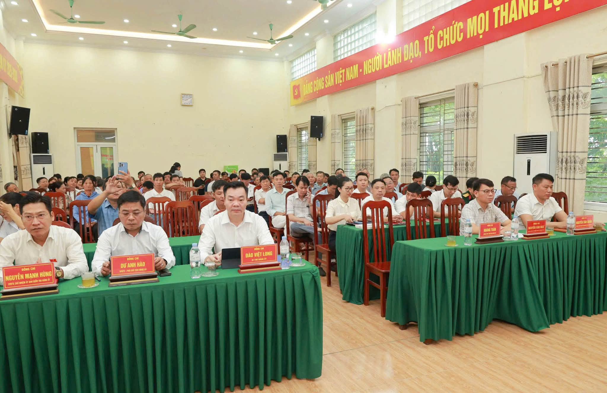 HĐND xã Đại Xuyên lắng nghe 12 nhóm kiến nghị của cử tri, thúc đẩy giải quyết các vấn đề dân sinh sau kỳ họp