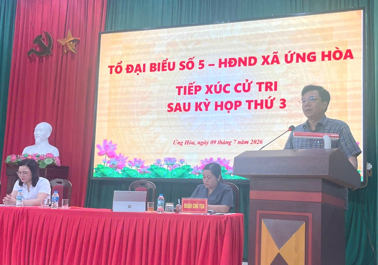 HĐND xã Ứng Hòa lắng nghe ý kiến cử tri tại 6 tổ đại biểu, kịp thời tiếp nhận nhiều kiến nghị dân sinh sau kỳ họp giữa năm