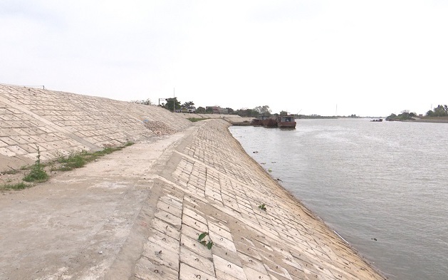 Hà Nội siết chặt xử lý vi phạm đê điều, bảo đảm an toàn hệ thống đê trước mùa mưa lũ