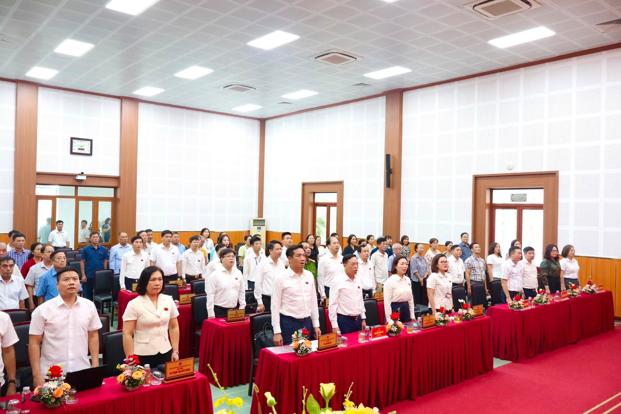 Phường Long Biên đẩy mạnh chuyển đổi số trong hoạt động HĐND, vận hành thành công kỳ họp không giấy tờ