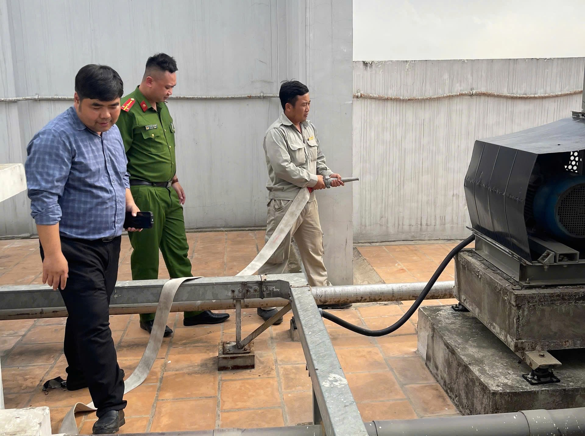 Tăng cường kiểm tra, tự kiểm tra phòng cháy, chữa cháy tại các nhà chung cư cao tầng