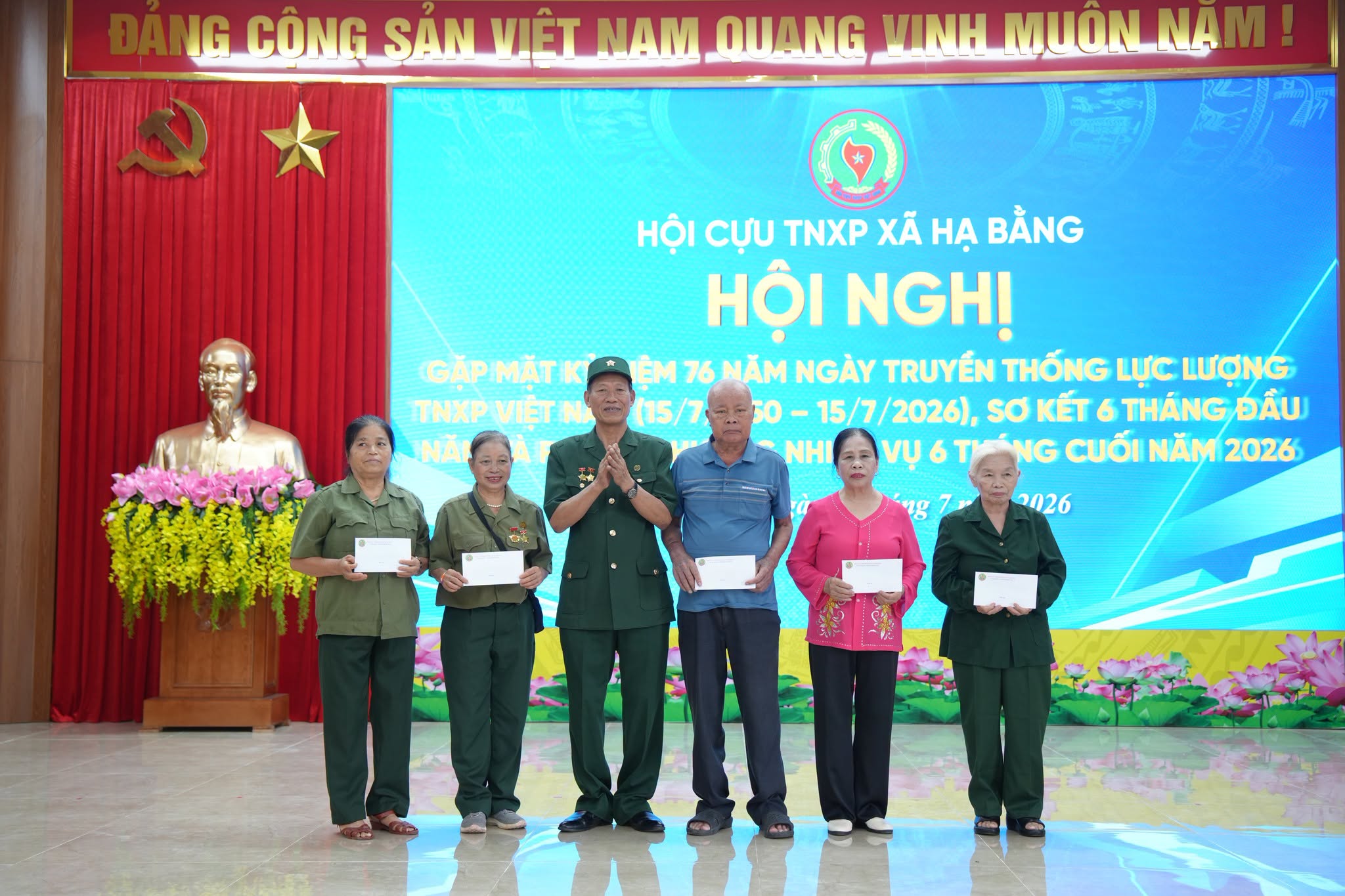 Xã Hạ Bằng phát huy truyền thống Thanh niên xung phong, lan tỏa nghĩa tình đồng đội và trách nhiệm với cộng đồng