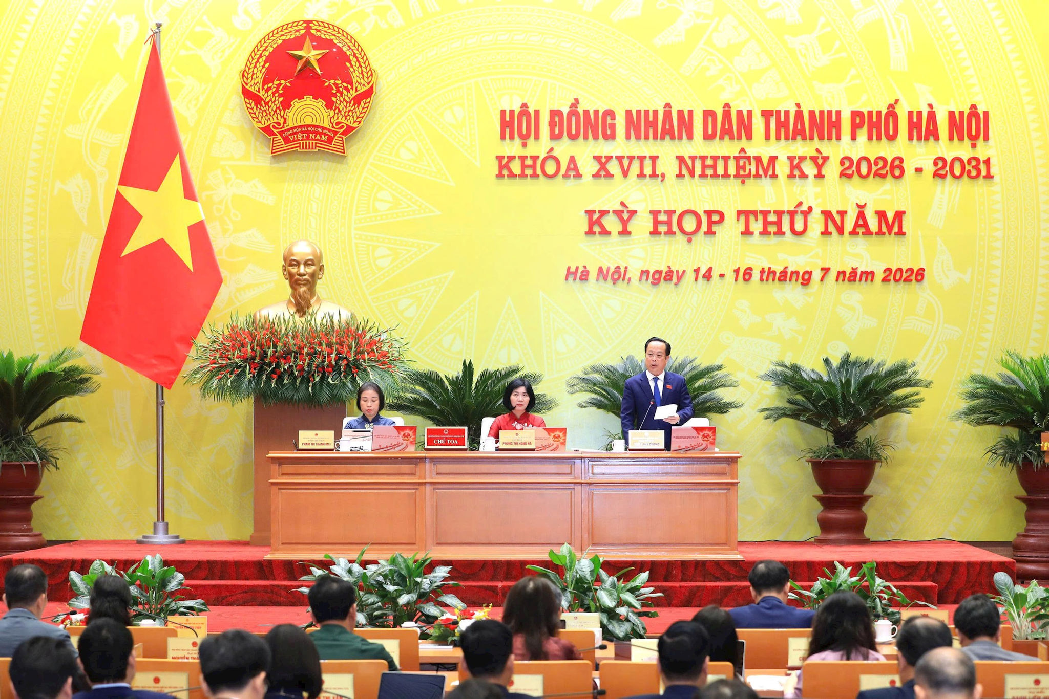 Thảo luận các nhiệm vụ trọng tâm phát triển kinh tế - xã hội 6 tháng cuối năm 2026