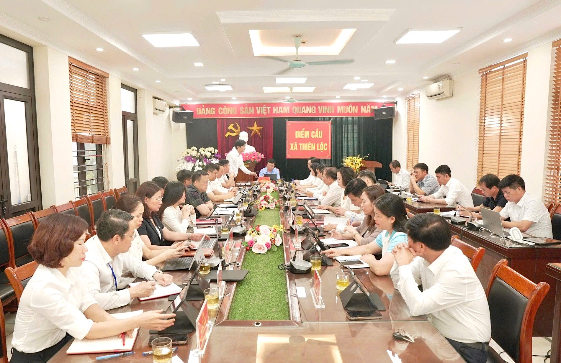 Đảng bộ xã Thiên Lộc thống nhất phương án nhân sự, hoàn thiện công tác chuẩn bị Kỳ họp thứ nhất HĐND xã khóa II
