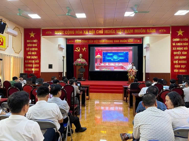 UBND xã Ngọc Hồi đẩy mạnh đào tạo kỹ năng số, nâng cao hiệu quả vận hành hệ thống HanoiWork