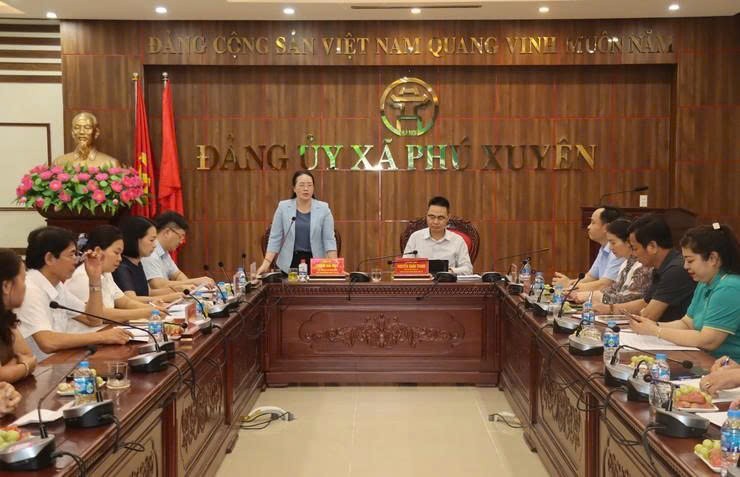 Hội Nông dân thành phố Hà Nội làm việc với Hội Nông dân xã Phú Xuyên, định hướng phát triển nông nghiệp theo hướng hiện đại, bền vững