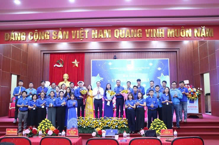 Xã Phú Xuyên tổ chức thành công Đại hội Hội Liên hiệp Thanh niên Việt Nam lần thứ I, khẳng định vai trò tiên phong của tuổi trẻ trong chuyển đổi số