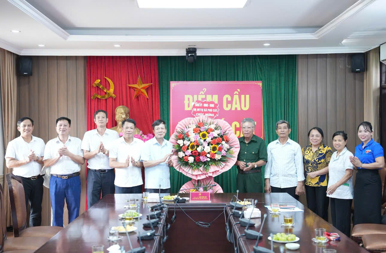 Xã Phú Cát tri ân các thế hệ cựu Thanh niên xung phong, tiếp nối truyền thống cống hiến vì quê hương