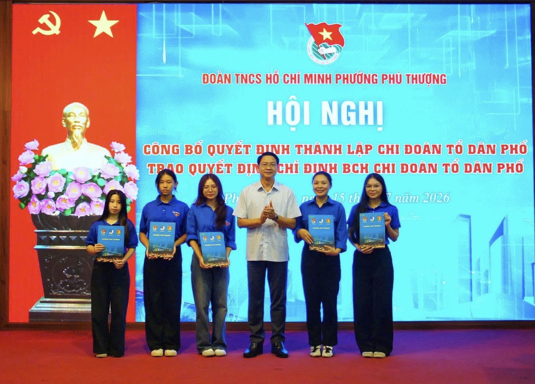 Phường Phú Thượng kiện toàn tổ chức Đoàn tại các tổ dân phố sau sắp xếp
