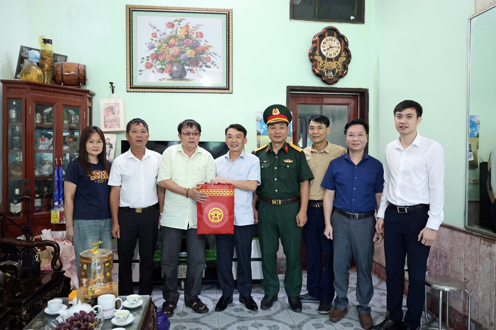 Xã Xuân Mai tri ân người có công nhân kỷ niệm 79 năm Ngày Thương binh - Liệt sĩ