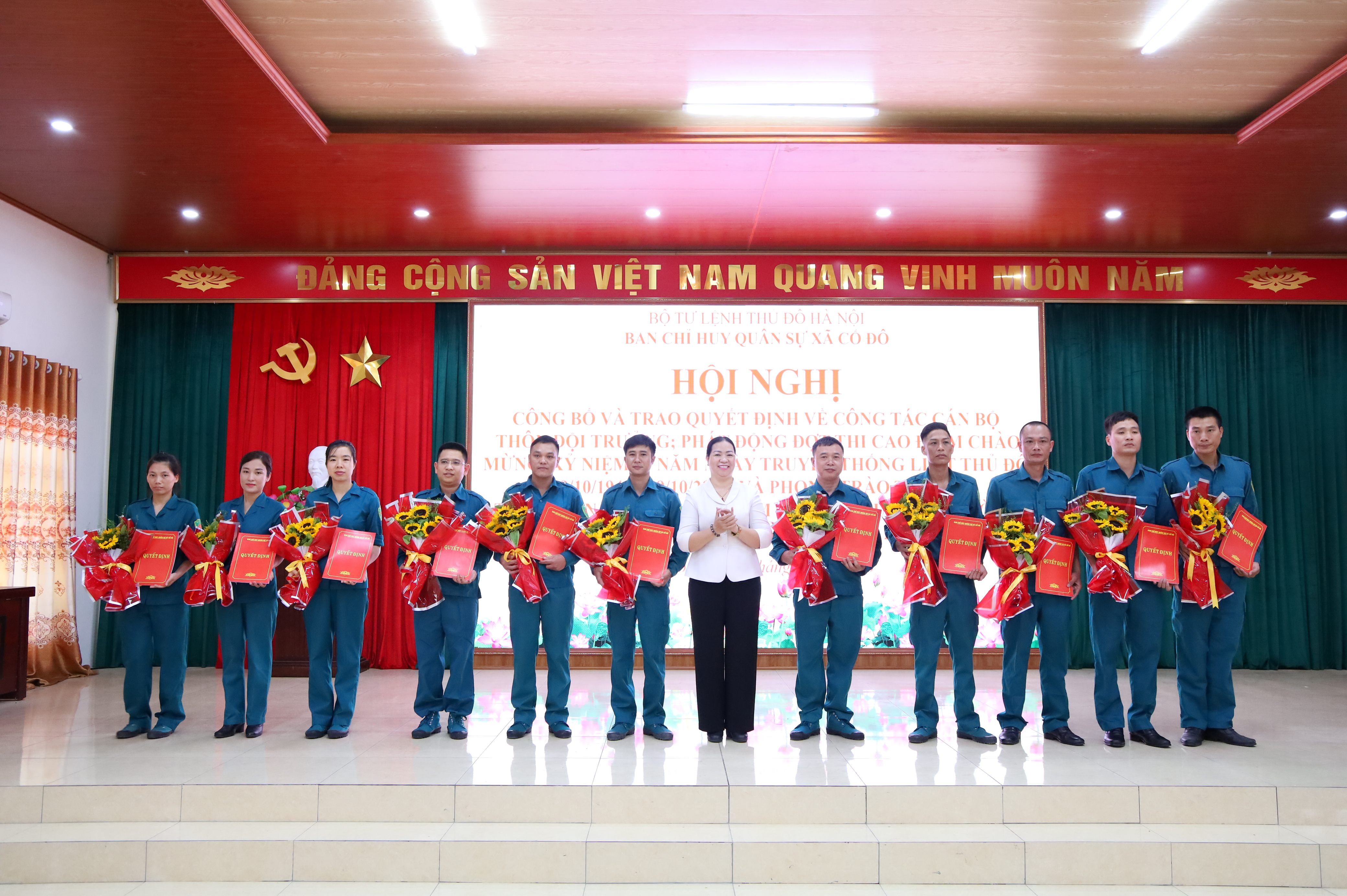 Xã Cổ Đô công bố quyết định bổ nhiệm Thôn Đội trưởng, phát động đợt thi đua cao điểm chào mừng 80 năm Ngày truyền thống Lực lượng vũ trang Thủ đô
