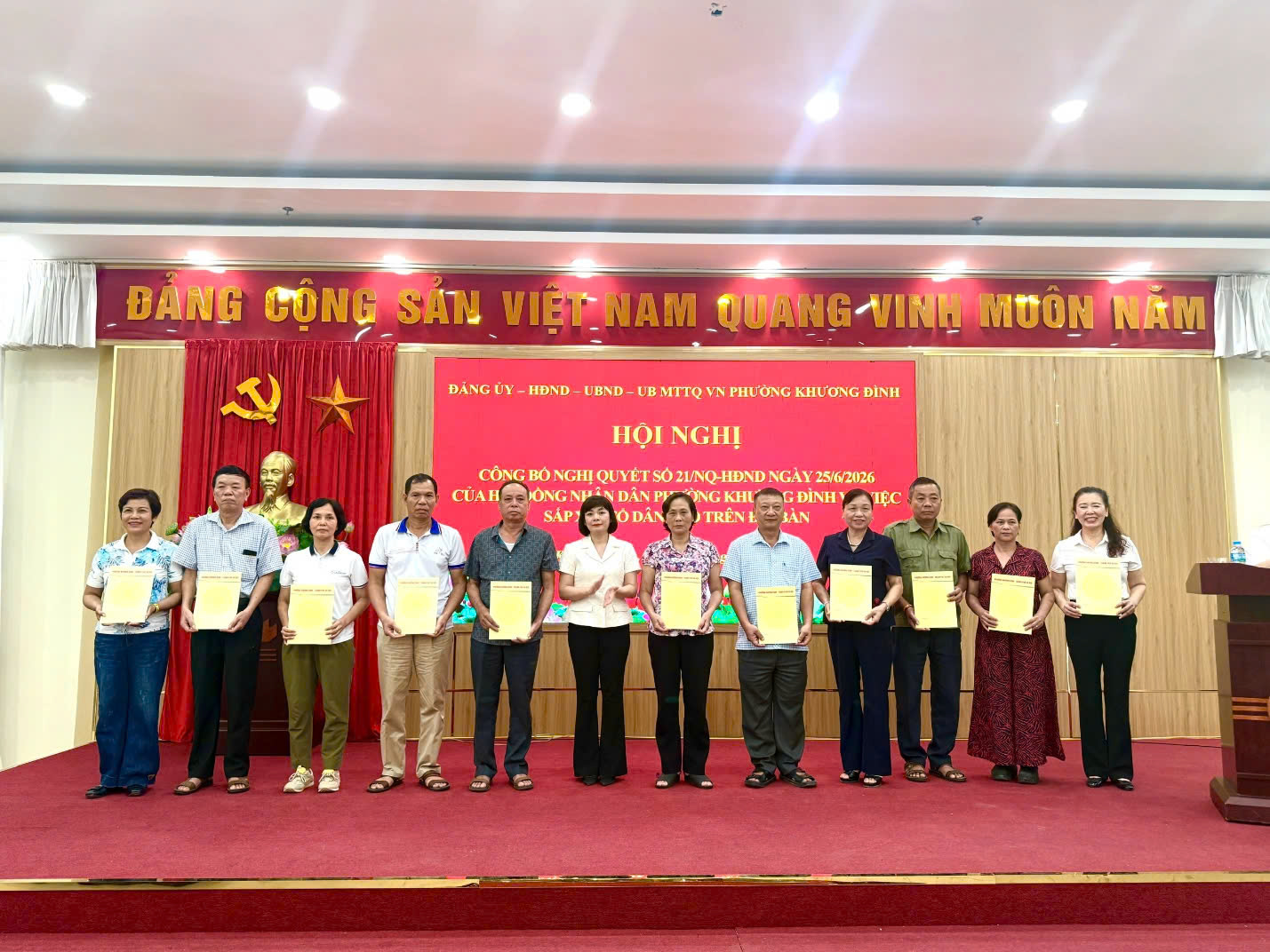 Phường Khương Đình công bố nghị quyết sắp xếp tổ dân phố và kiện toàn nhân sự sau sắp xếp