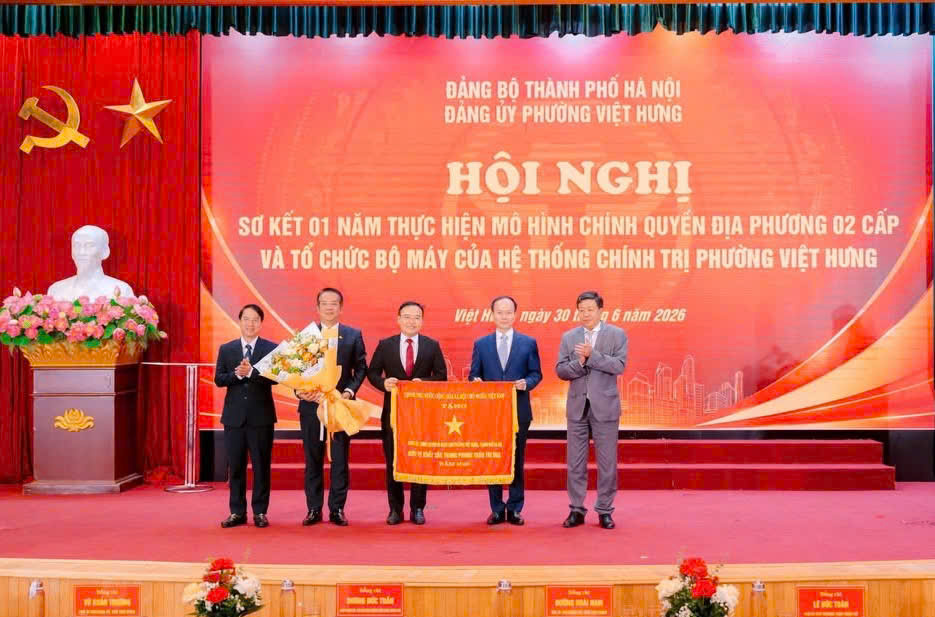 Phường Việt Hưng sơ kết một năm vận hành mô hình chính quyền địa phương hai cấp với nhiều kết quả nổi bật