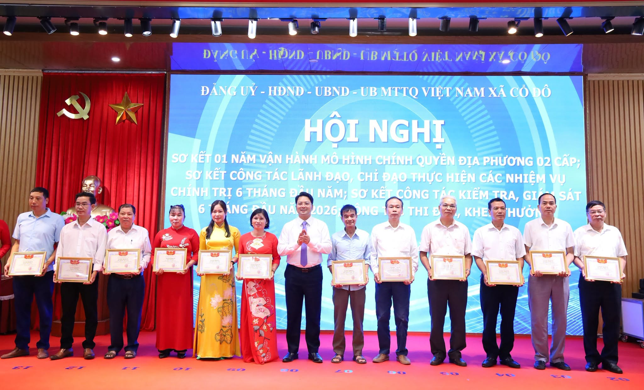 Xã Cổ Đô: Một năm vận hành mô hình chính quyền địa phương hai cấp tạo chuyển biến toàn diện, khen thưởng nhiều tập thể, cá nhân tiêu biểu
