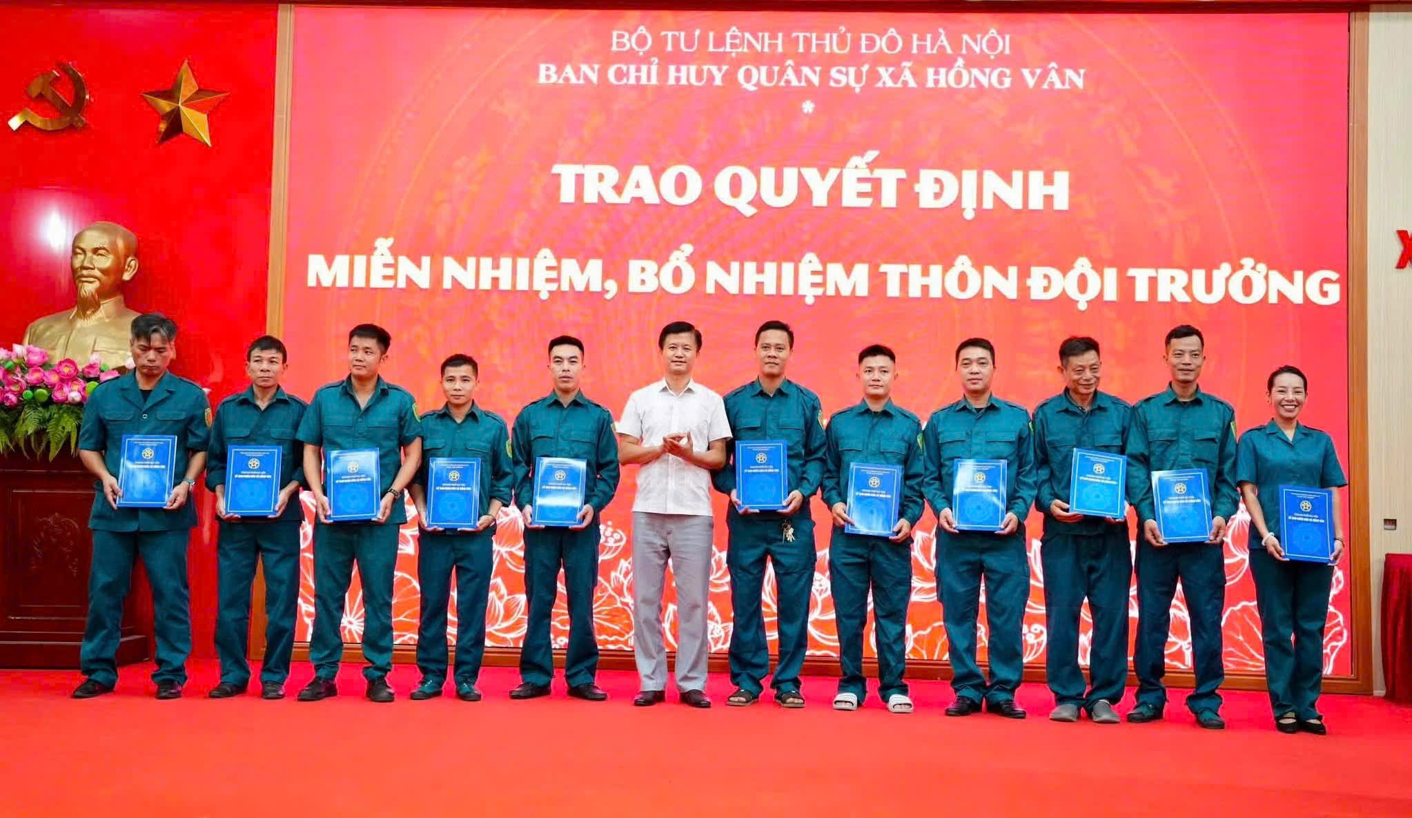 Xã Hồng Vân kiện toàn đội ngũ thôn đội trưởng sau khi sắp xếp đơn vị thôn, nâng cao hiệu quả công tác quốc phòng cơ sở