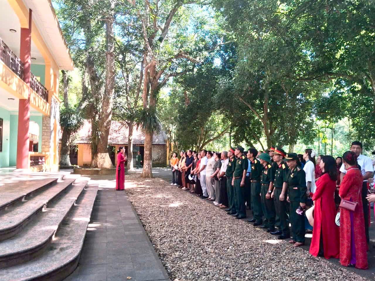 Xã Hạ Bằng tổ chức "Hành trình về nguồn" tại Khu Di tích K9, bồi đắp truyền thống cách mạng cho cán bộ, hội viên