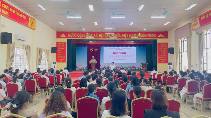 Xã Hương Sơn triển khai sắp xếp các cơ sở giáo dục công lập theo hướng tinh gọn, nâng cao chất lượng giáo dục