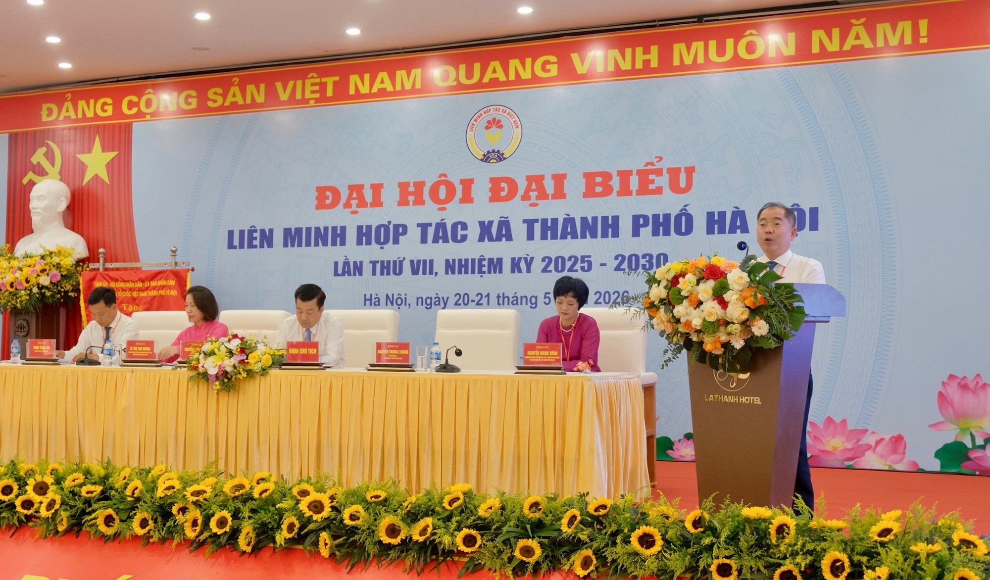 Liên minh Hợp tác xã thành phố Hà Nội khai mạc Đại hội lần thứ VII, kiện toàn tổ chức và xác định định hướng phát triển kinh tế tập thể giai đoạn mới