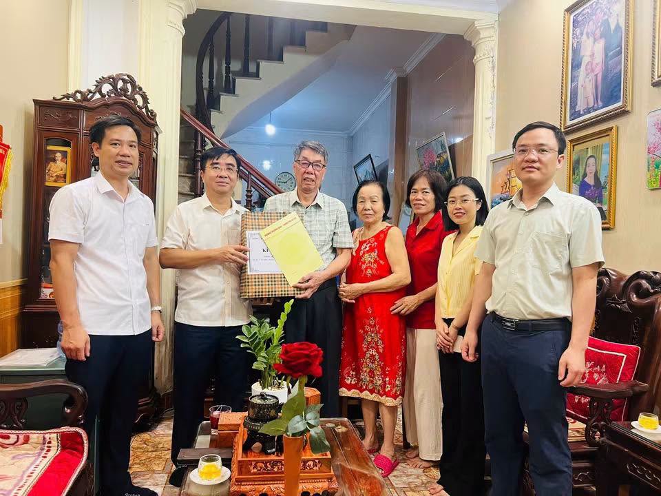 Phường Khương Đình tri ân, chăm lo người có công nhân kỷ niệm Ngày Thương binh - Liệt sĩ
