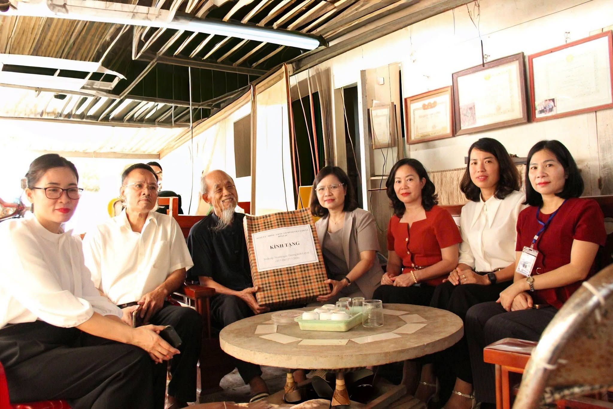 Xã Hòa Lạc tri ân người có công bằng nhiều hoạt động thiết thực nhân kỷ niệm 79 năm Ngày Thương binh - Liệt sĩ