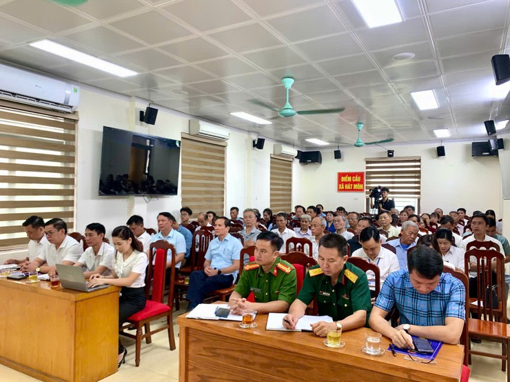 Xã Hát Môn tăng cường đối thoại hành chính, tháo gỡ vướng mắc để nâng cao chất lượng phục vụ người dân