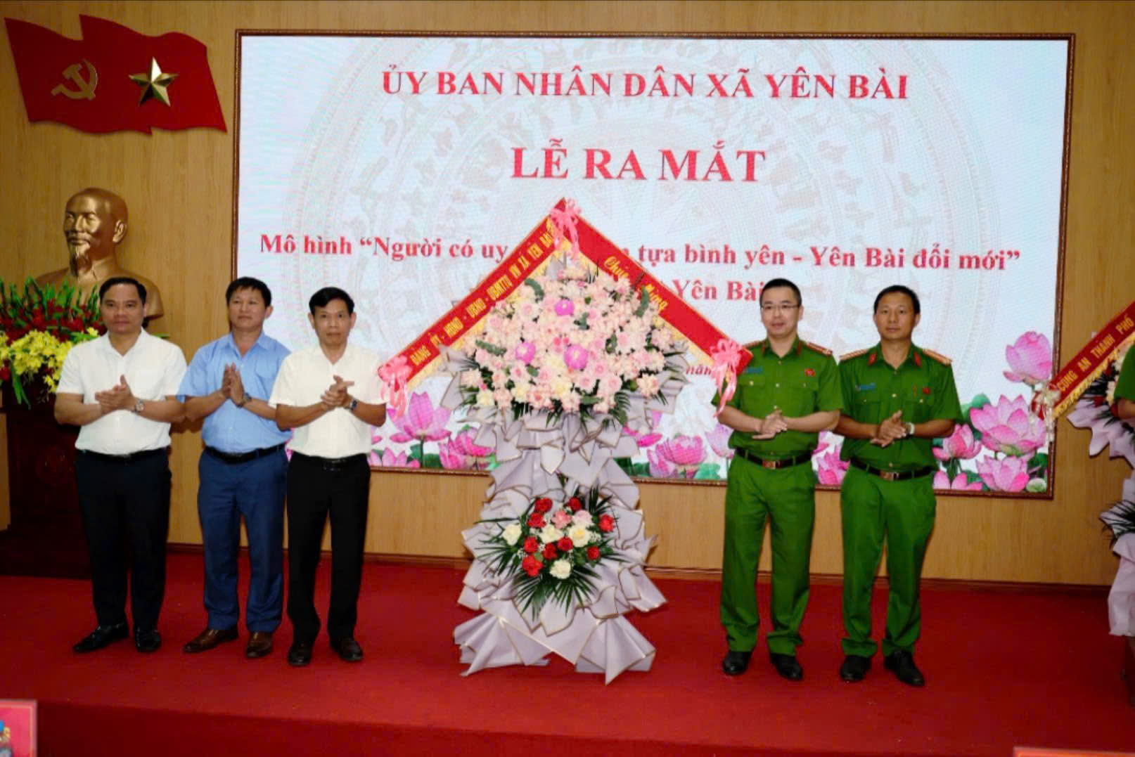 Xã Yên Bài ra mắt mô hình “Người có uy tín - Điểm tựa bình yên - Yên Bài đổi mới” phát huy sức mạnh cộng đồng bảo vệ an ninh Tổ quốc